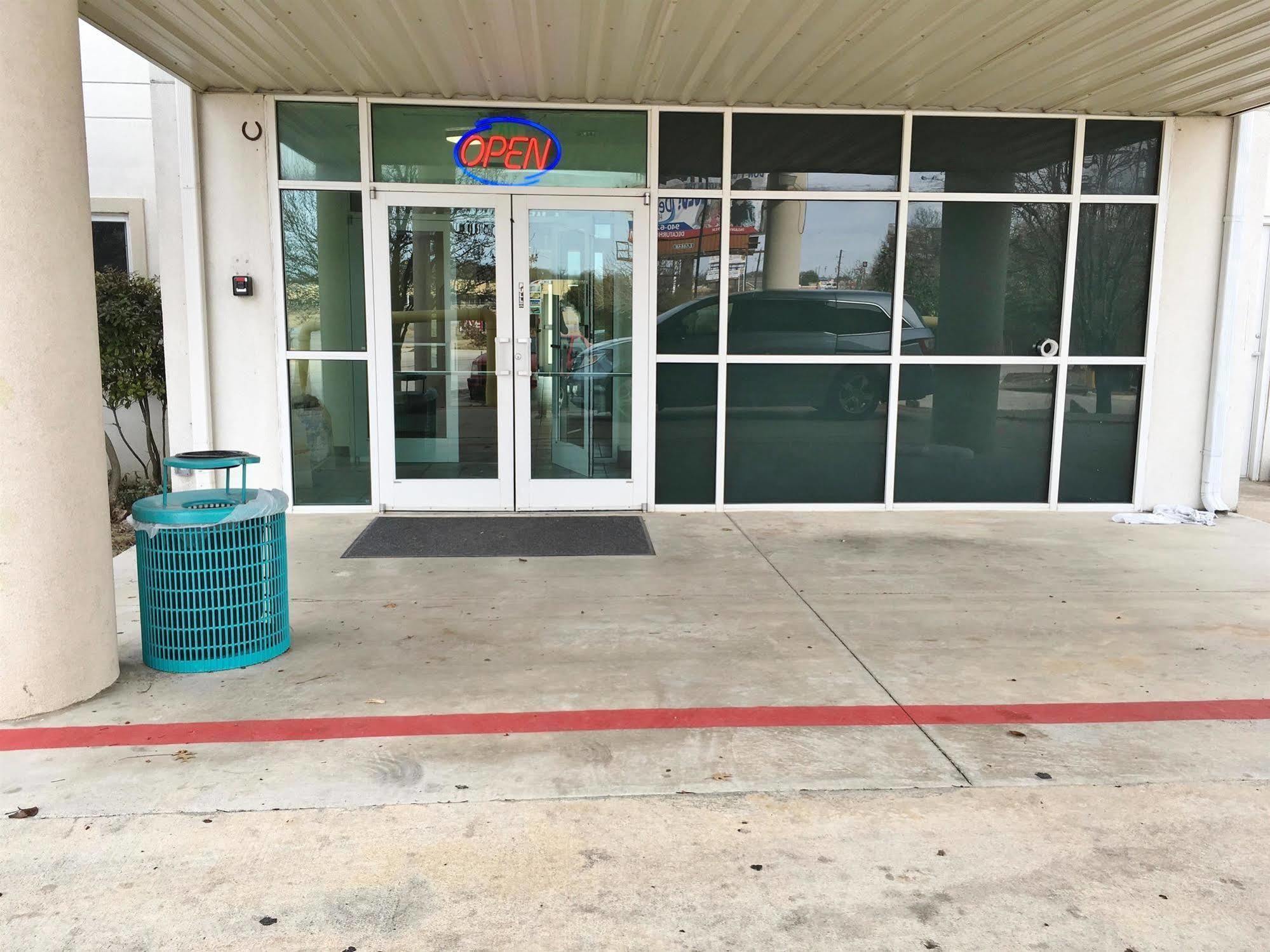 Americas Best Value Inn Ντεκατούρ Εξωτερικό φωτογραφία
